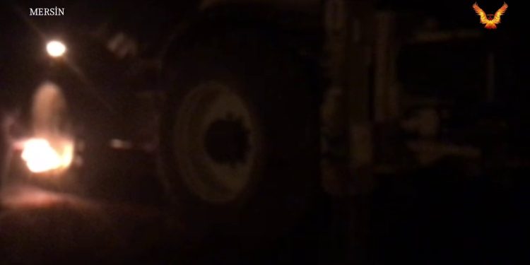 Yekîneyên YCWK’ê wesayîta şaredariyê şewitandin