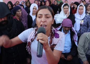 Jina ciwan destnîşan kir ku wê li dijî êrîşan tevlî nava refên azadiyê bibin