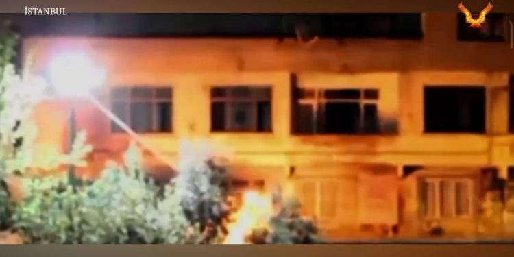 Yekîneyên YCWK’ê ji bo Rêber Apo çalakiyek li dar xist