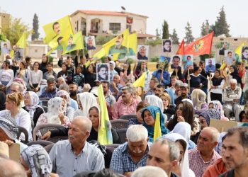 Bi pêşentîya ciwanan li Şehbayê çalakiya konvedanê didome