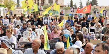 Bi pêşentîya ciwanan li Şehbayê çalakiya konvedanê didome