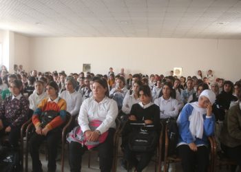 Xwendekarên Kobanê semîner li ser Komployê Navnetewî dibînin