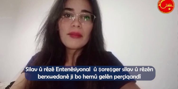 Endamê Tevgera Ciwanên Tekoşer a Tunusê Îman Kehlawî bang ciwanên Rojhilata Navîn kir