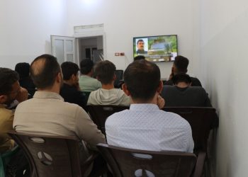 Ciwanan Reqe sînevîzyonek li ser komploya navneteweyî temaşe kirin