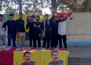 Li Dêrikê standa bi pirtûkên Rêber Apo hate vekirin