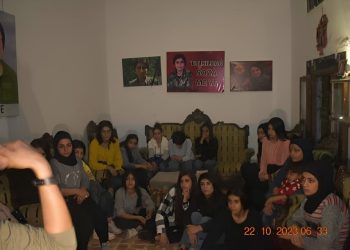 Jinên Ciwan lehenga Sehîd Berîtan bibîranîn