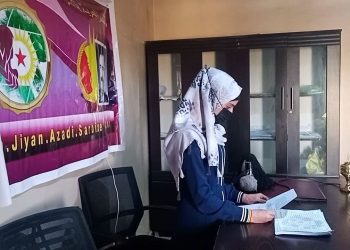 Li bajarokê Hecînê Yekîtiya Jinên Ciwan civînek li dar xist