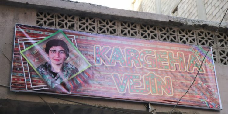 Yekîtiya Jinên Ciwan li Helebê Atoliya karên destan vekirin