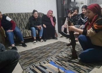 Yekîtiya Jinên Ciwan li Derîkê perwerdeya xwe parestin dan