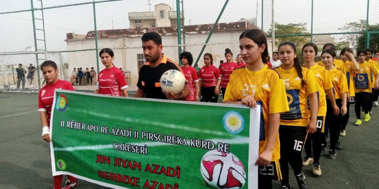 Jinên Ciwan ya werzîşe herema Firatê tornuva despe kir