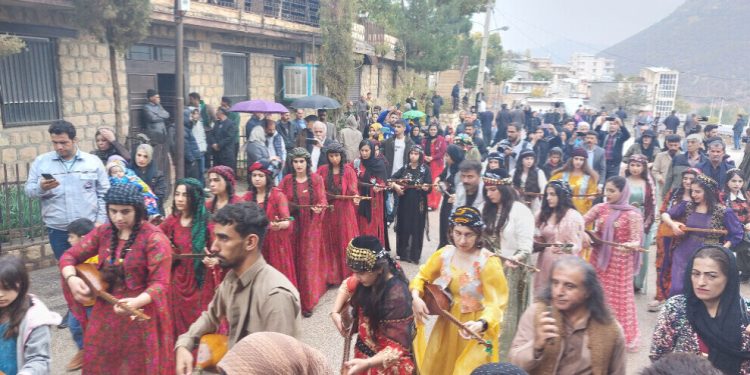 Kurdên Yaresan Cejna Xavankar pîroz kirin