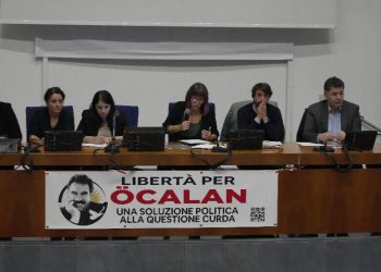 Konferansa li Îtalya: Rêber APO pêşerojê pêşkêşî cîhanê dike