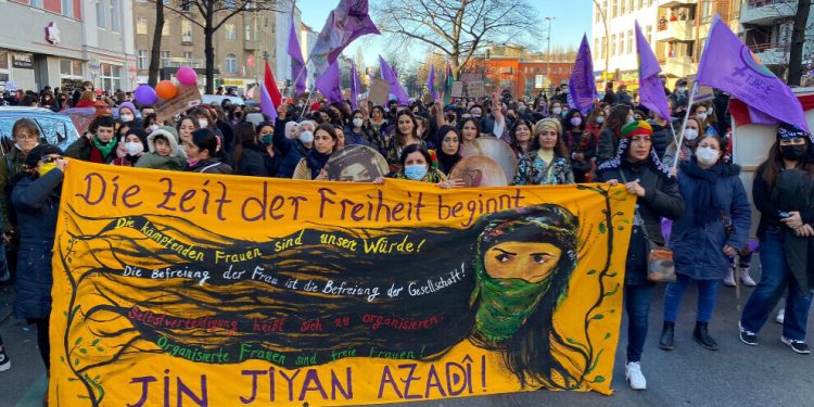 TJK-E: Em bi rengekî xurt tevlî çalakiyên 25’ê Mijdarê bibin