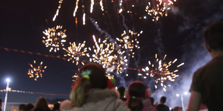 Li Qamişlo bi hezaran gel salvegera PKK pîroz kirin