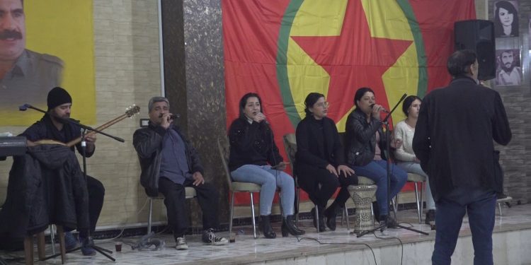 Ciwanên Qamişlo bi şahîyekî salvegera PKK pîroz kirin