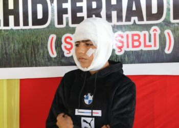 Zarokê birîndar ji bin konê sersaxiyê peyamek da dijmin