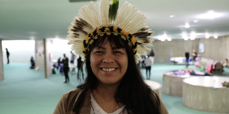 Me di Konferansa Ciwanên Cîhanê de ji jinên ciwan pirsî: “Jin Jiyan Azadî” êdî li her derê deng vedide!