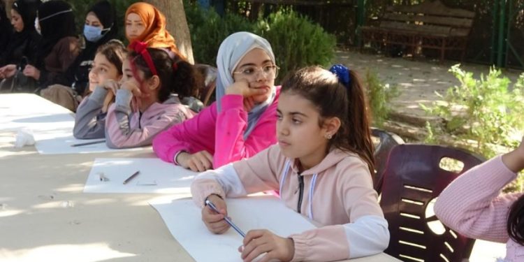 Li Reqayê pêşbirka hunerî ya jinên ciwan