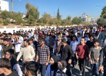 Xwendekarên lîseyê li Silêmaniyê careke din xwepêşandanek li dar xistin