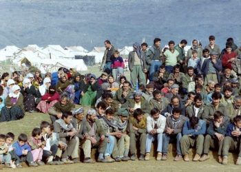 Şêniyên Mexmûrê: PDK’ê em neçarî Iraqê kirin