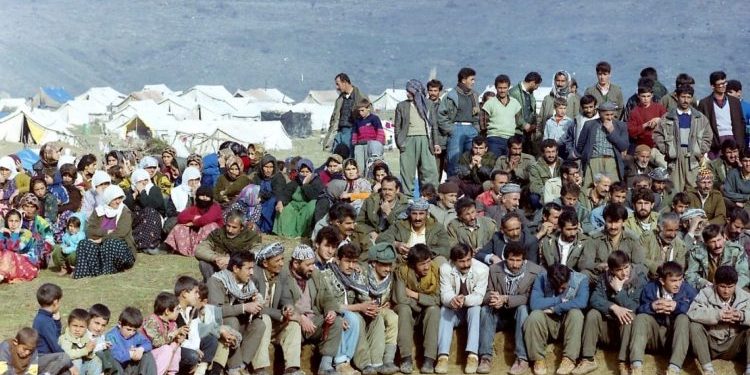 Şêniyên Mexmûrê: PDK’ê em neçarî Iraqê kirin