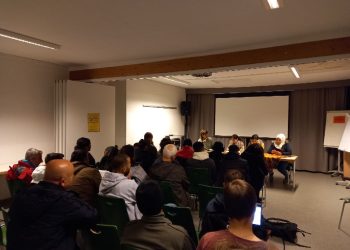 Ciwanên Rojava li Munih rolê xwe di şoreşê de didin nasîn