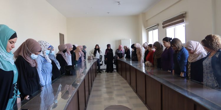 Li Tepqa ye Jinên Ciwan li ser Zayendperestiya Civakî niqaş kir