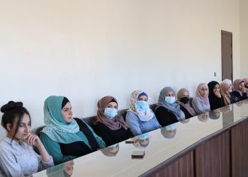 Li Tepqa ye Jinên Ciwan li ser Zayendperestiya Civakî niqaş kir