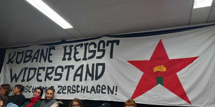 Ciwanên Bakûr û Rojhilatê Sûriyê bi antî-faşîstên Swîsre li Zurich civîyan