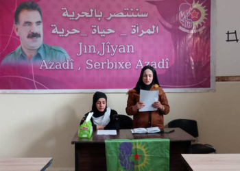 Yekîtiya Jinên Ciwan ên Derezorê forum li dar xistin