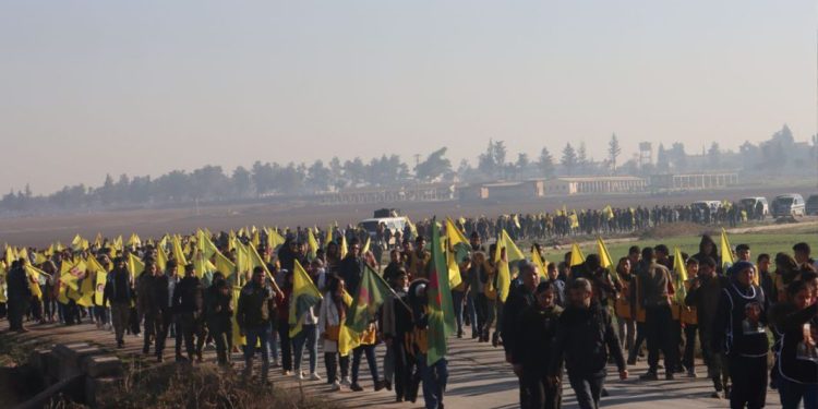Ciwanên Şehba ji bo azadiya Rêber Apo meşekî dirêj li dar xistin