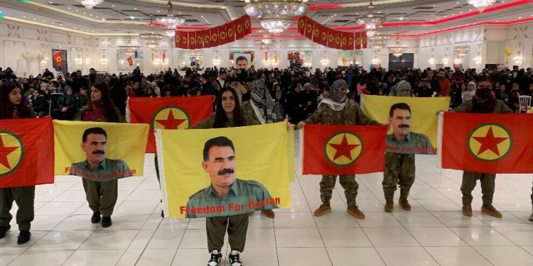 Li Parîsê salvegera 45’an a damezrandina PKK’ê hat silavkirin