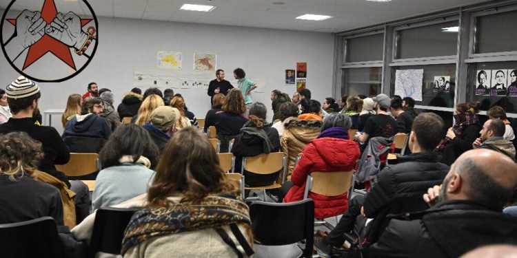 Tora Serhildanê li Cenevre û Baselê çalakî li dar xistin