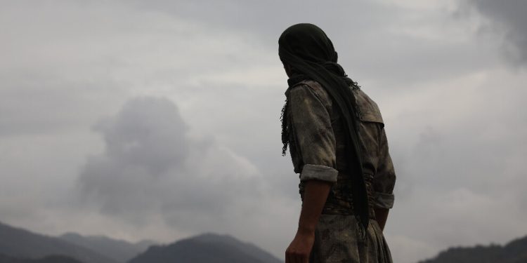 Êrîşên artêşa Tirk dewam dikin, gerîlayan dagirkerek ceza kirin