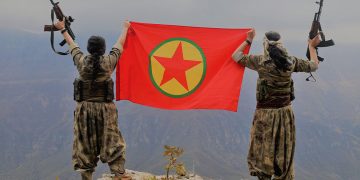 PKK’ê peyameke pîrozbahiyê weşand: Gerîlayên Fedayî yên Apoyî têk naçin