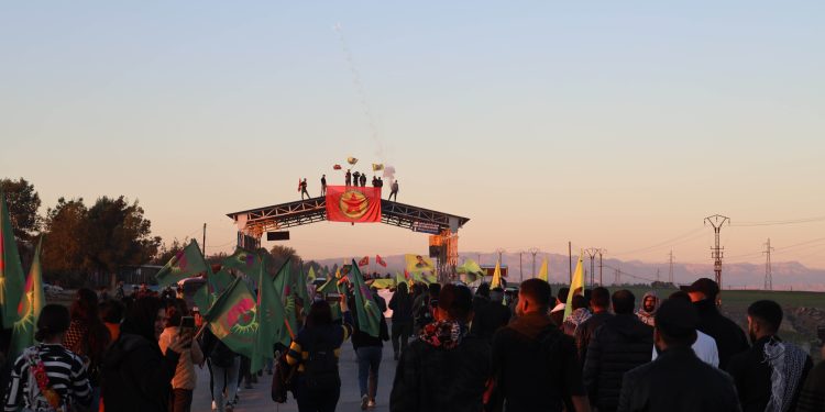 Meşa Dirêj a Ciwanan bi coş gihêşt Dêrîkê