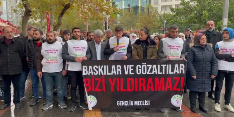 Meclîsa Ciwanên HEDEP’ê ya Elîh li dijî êrîşên polîsan daxuyaniyeke çapemeniyê da