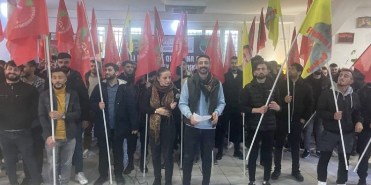 Ciwanên Kurdistanî yên Fransa damezrandina xwe ragihand