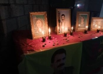 Yekîtîya Jinên Ciwan li bajarê Dêrikê șehidên ya ciwan bi bîranîn