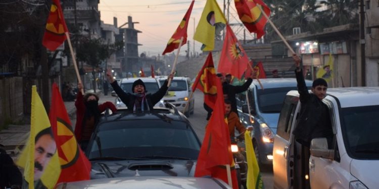 Ciwanên Tirbespiyê êrişên dagirkeriyê şermezar kirin û gerîla silav kir