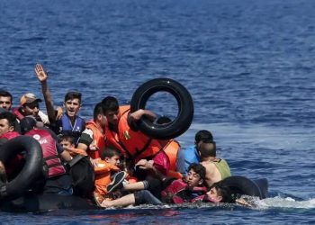 Li Lîbyayê keştiyek binav bû 61 koçber mirin