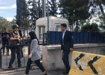 Parêzeran ji bo hevdîtina bi Rêber APO re serlêdan kirin