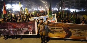 Ciwanên Minbicê berxwedana gelê Efrînê silav kirin