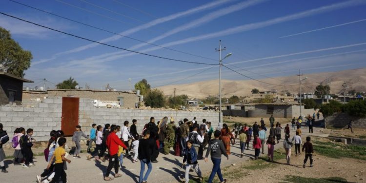 Bi coş û germahiyêk mezin bûka sersalê li Mexmûr hate gerandin