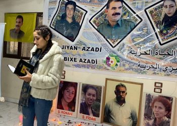 Jinên Ciwan ên Dirbêsiyê bîranînekî ji bo şehîdên komkujiya Parîsê li dar xistin