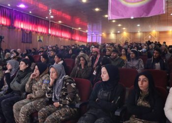 Li Minbic gel û ciwan şehîd Sara, Rojbîn û Ronahî bibîranîn