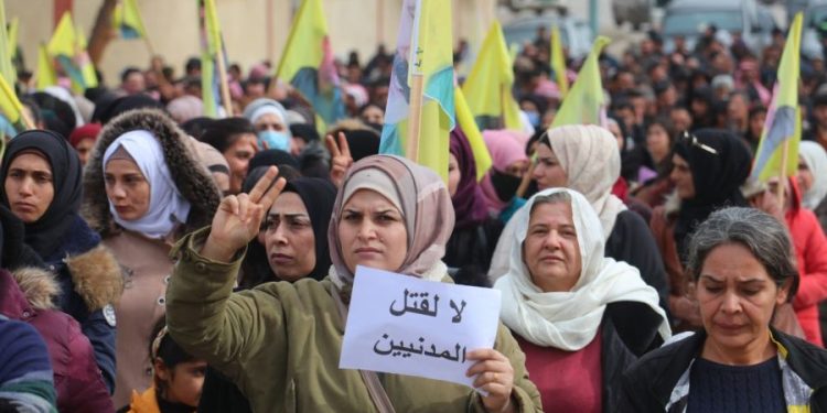 Gelê Tebqa bang li berxwedanê dike