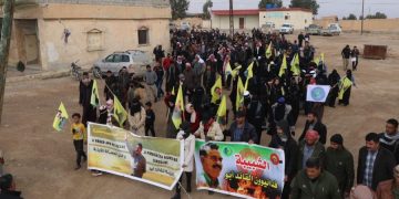 Ciwanên Dêrazor li dijî tecrîda li ser Rêber Apo helwest nîşan didin