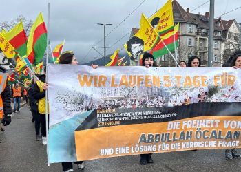 ‘Rêwîtiya Azadiyê’ ya li Elmanyayê di roja duyemîn de ye