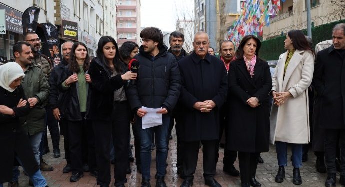 Meclisa Ciwanan: Têkoşîna me dê heya azadkirina Abdullah Ocalan bidome